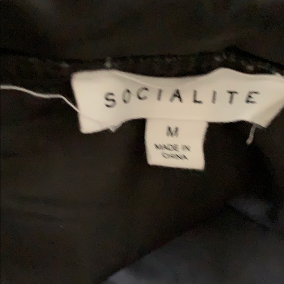 Socialite Black Skirt size Medium - Picture 4 of 6